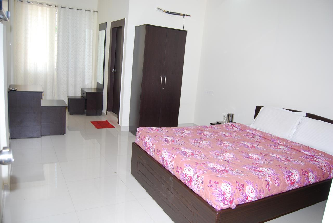 Hotel Pratham Residency Mysore Exterior foto