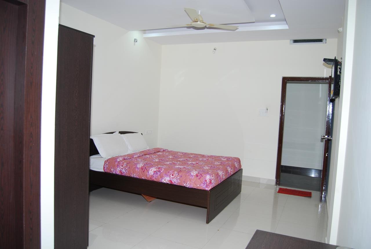 Hotel Pratham Residency Mysore Exterior foto