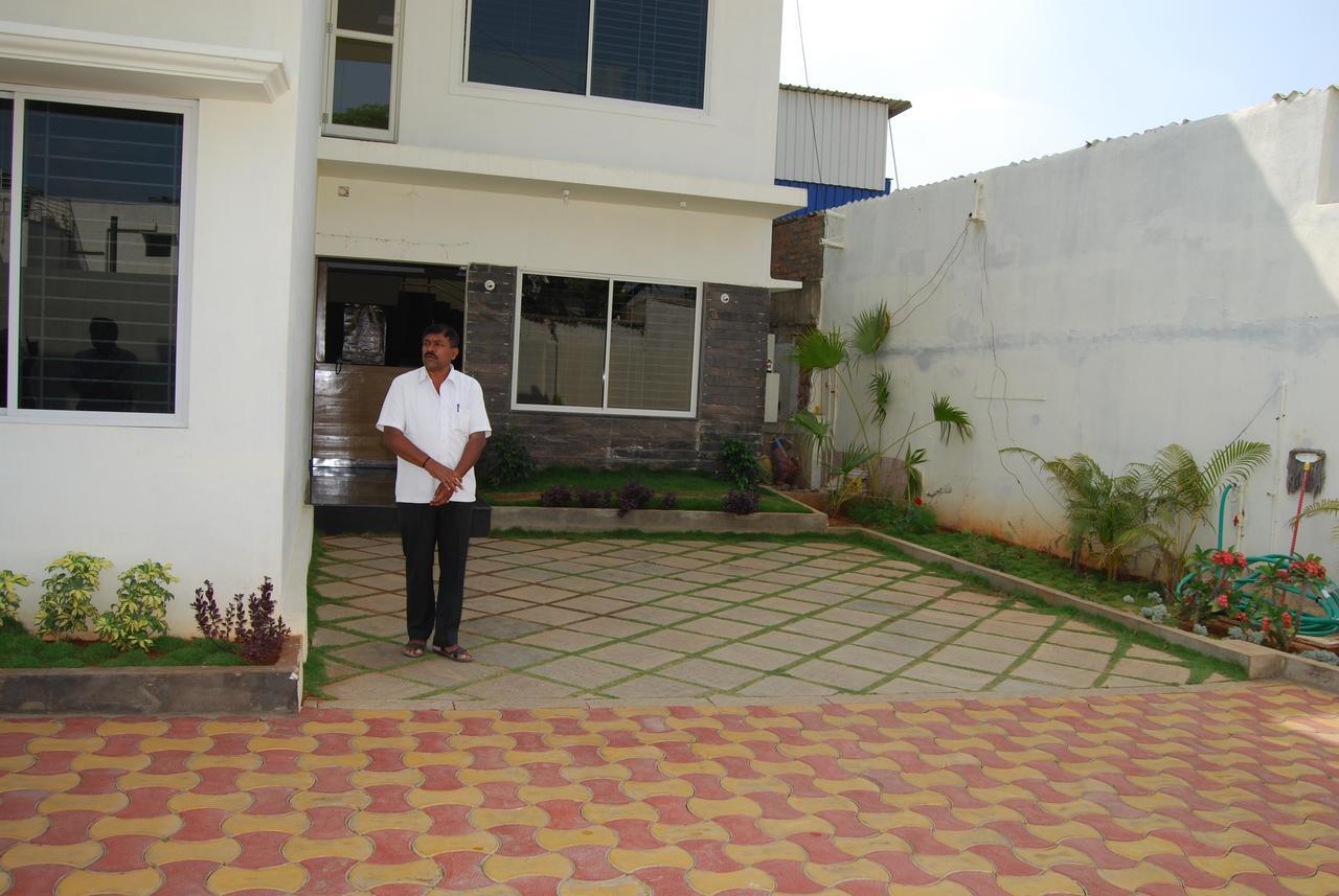Hotel Pratham Residency Mysore Exterior foto
